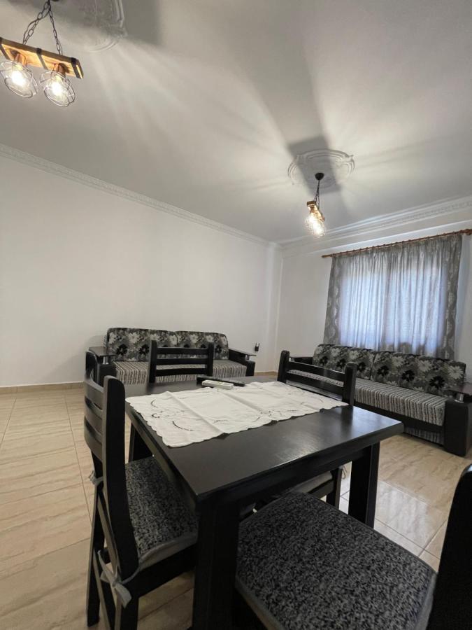 Sun And Sea Apartment Saranda Exterior photo