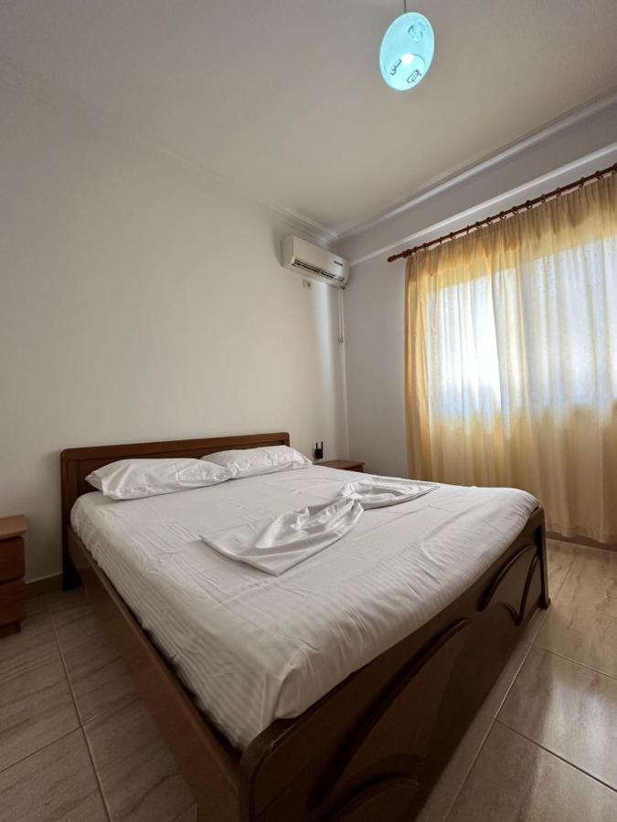 Sun And Sea Apartment Saranda Exterior photo